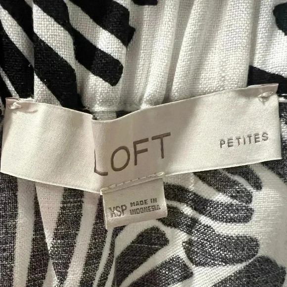 LOFT Women's Petite Firework Tiered Square Neck Midi Dress (Size XSP) - Picture 8 of 9